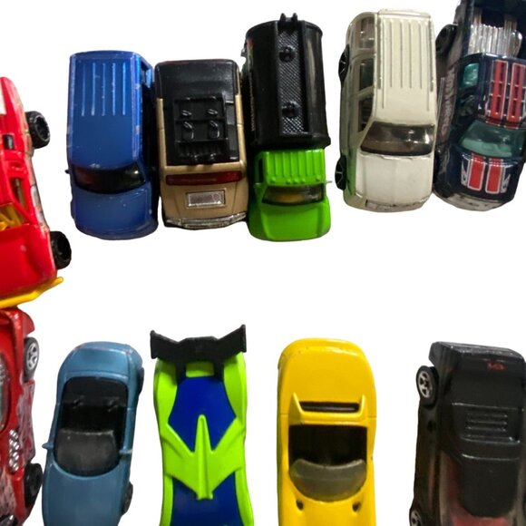 33 Pc Lot Hot Wheels/Matchbox/Various Brands Diecast Toy Car Lot-GUC - Picture 8 of 8